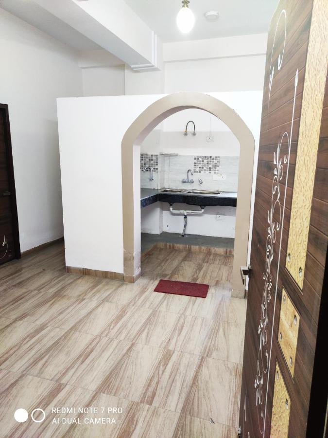 Yog Bhawan Aparthotel Greater Noida Exterior photo